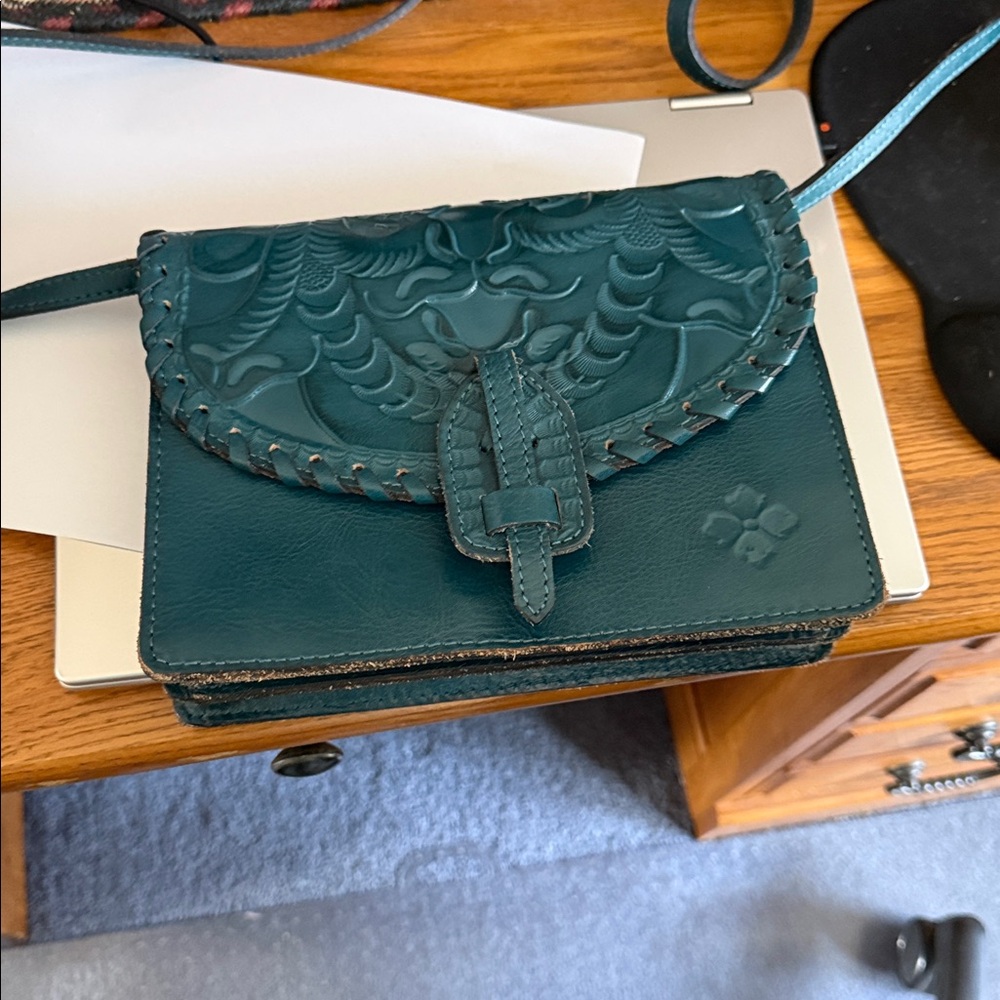 Patricia Nash  blue coral leather crossbody. Excellent Like New